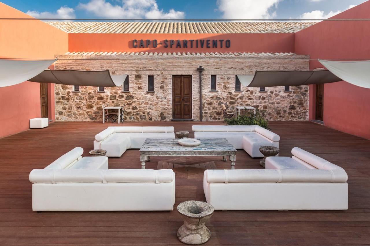 Faro Capo Spartivento Chia Exteriör bild